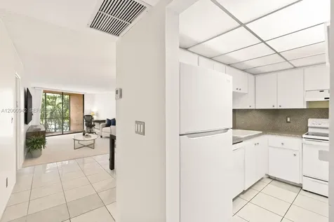 3800 N Hills Drive Hollywood FL 33021