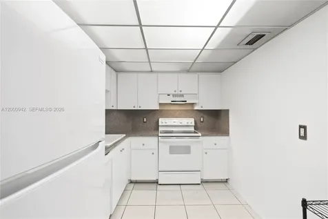 3800 N Hills Drive Hollywood FL 33021