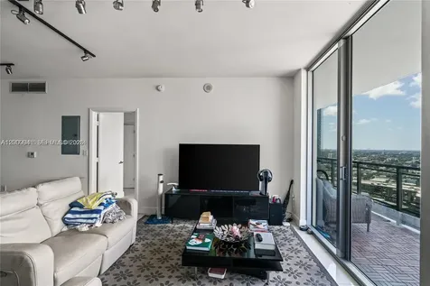 90 SW 3rd Street Miami FL 33130