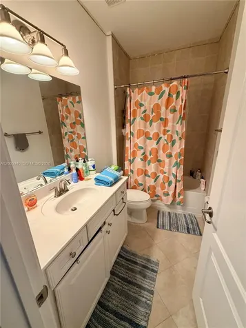 8630 Lakeside Bend Parkland FL 33076