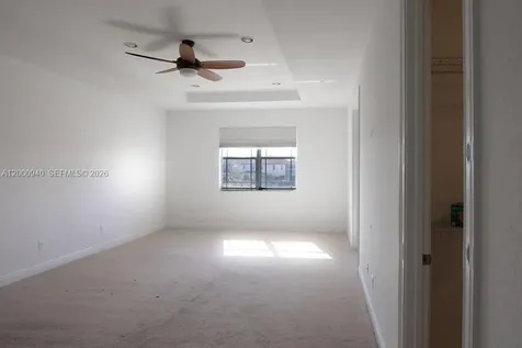 8630 Lakeside Bend Parkland FL 33076