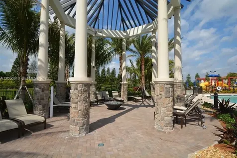 8630 Lakeside Bend Parkland FL 33076