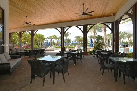 8630 Lakeside Bend Parkland FL 33076