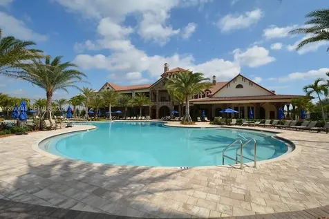 8630 Lakeside Bend Parkland FL 33076