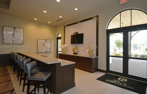 8630 Lakeside Bend Parkland FL 33076