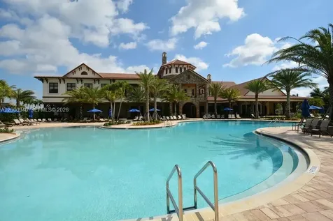 8630 Lakeside Bend Parkland FL 33076