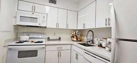 4804 NW 79th Avenue Doral FL 33166