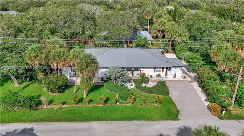 1505 Coral Avenue Vero Beach FL 32963