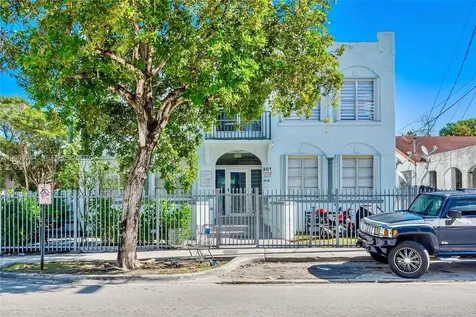 301 SW 10th Avenue Miami FL 33130