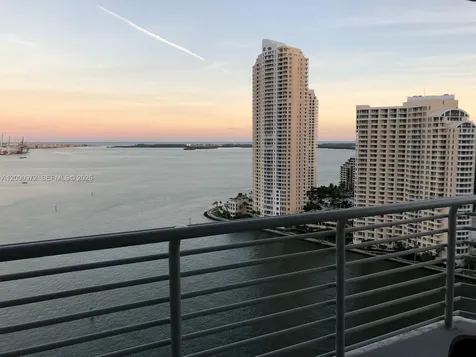 325 Biscayne Boulevard Miami FL 33131