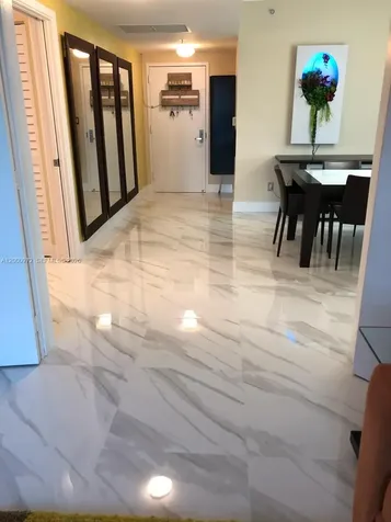 325 Biscayne Boulevard Miami FL 33131