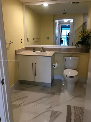 325 Biscayne Boulevard Miami FL 33131