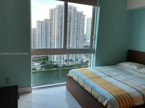325 Biscayne Boulevard Miami FL 33131