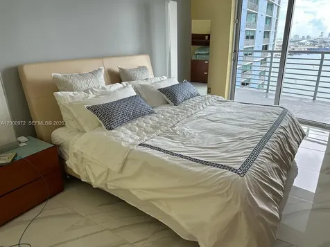 325 Biscayne Boulevard Miami FL 33131