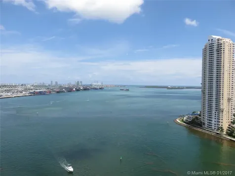 325 Biscayne Boulevard Miami FL 33131