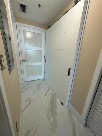 325 Biscayne Boulevard Miami FL 33131