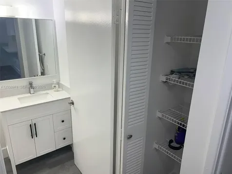 10317 NW 9th Street Circle Miami FL 33172