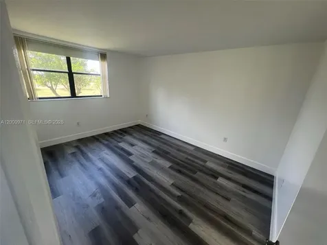 10317 NW 9th Street Circle Miami FL 33172