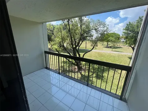 10317 NW 9th Street Circle Miami FL 33172