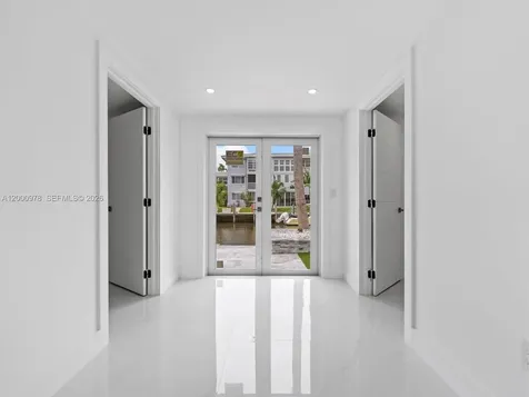 1007 Citrus Isle Fort Lauderdale FL 33315