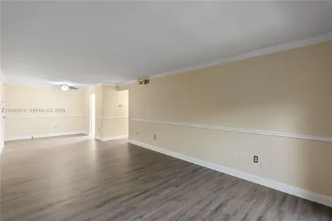 9441 SW 76th Street Miami FL 33173