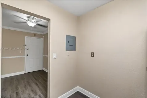 9441 SW 76th Street Miami FL 33173