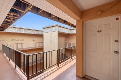 9441 SW 76th Street Miami FL 33173