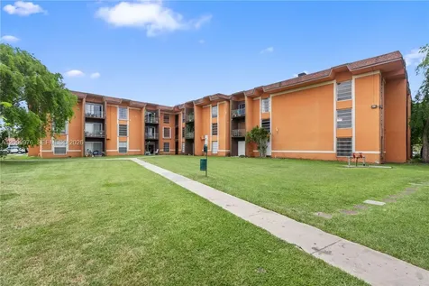 9441 SW 76th Street Miami FL 33173
