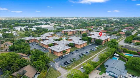 9441 SW 76th Street Miami FL 33173