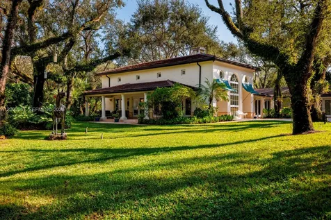 10100 Lakeside Drive Coral Gables FL 33156