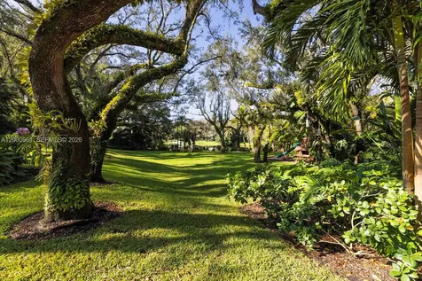 10100 Lakeside Drive Coral Gables FL 33156