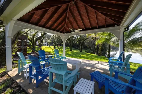 10100 Lakeside Drive Coral Gables FL 33156