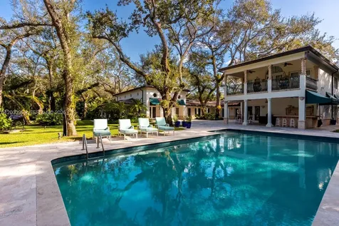 10100 Lakeside Drive Coral Gables FL 33156