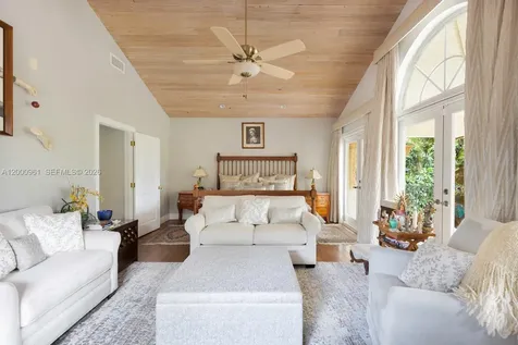 10100 Lakeside Drive Coral Gables FL 33156