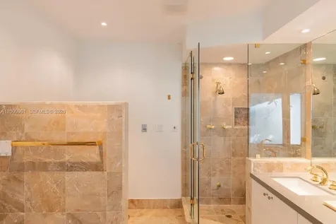 10100 Lakeside Drive Coral Gables FL 33156