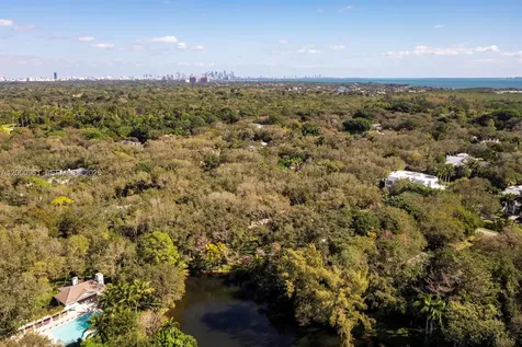 10100 Lakeside Drive Coral Gables FL 33156