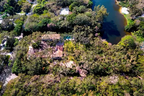 10100 Lakeside Drive Coral Gables FL 33156