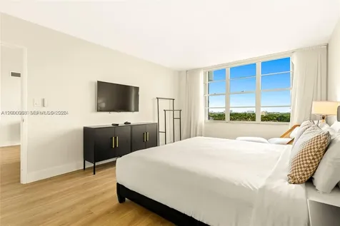 5161 Collins Avenue Miami Beach FL 33140