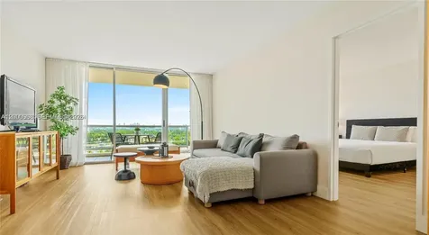 5161 Collins Avenue Miami Beach FL 33140