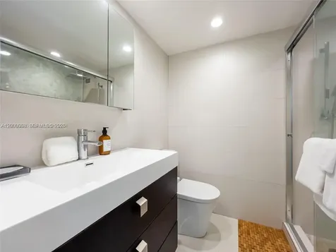 5161 Collins Avenue Miami Beach FL 33140