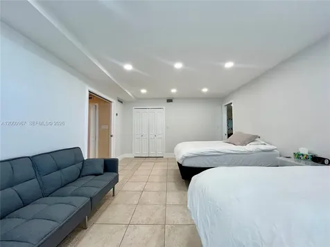 9511 Collins Avenue Surfside FL 33154