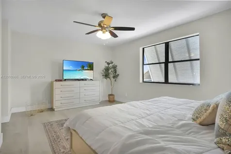 1505 NW 113th Avenue Pembroke Pines FL 33026