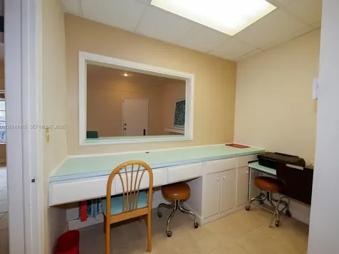3113 Ponce De Leon Boulevard Coral Gables FL 33134