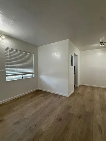 10 NW 77th Street Miami FL 33150