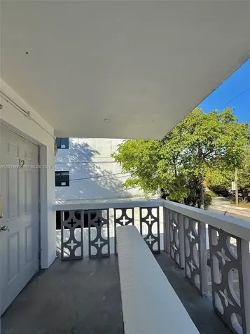 10 NW 77th Street Miami FL 33150