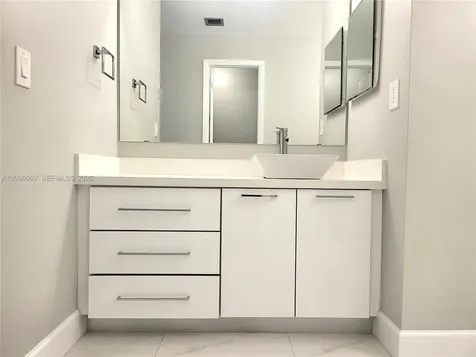 9723 N New River Canal Road Plantation FL 33324