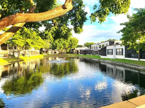 9723 N New River Canal Road Plantation FL 33324