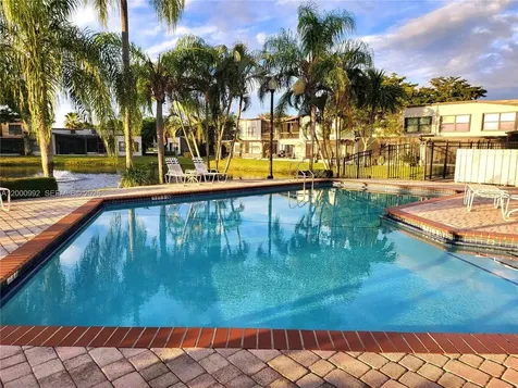 9723 N New River Canal Road Plantation FL 33324