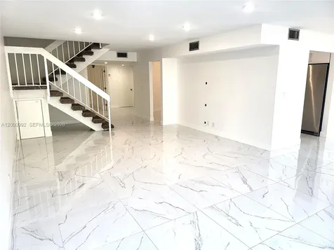 9723 N New River Canal Road Plantation FL 33324