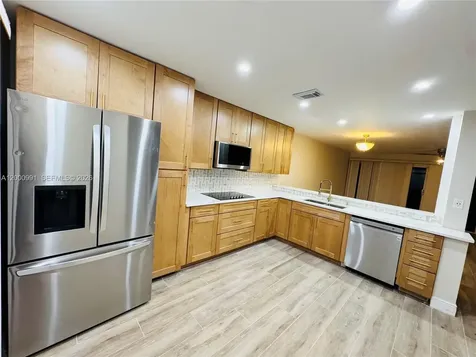 4952 N Hemingway Circle Margate FL 33063